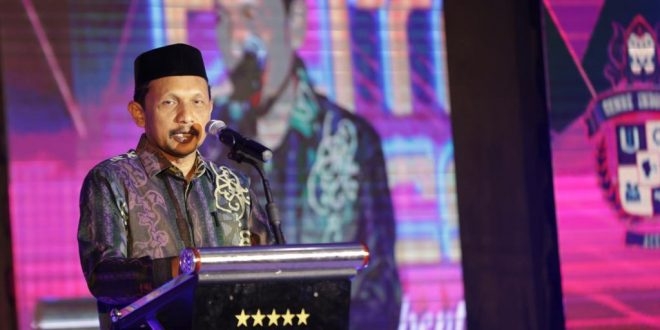 Asisten I Sekda Aceh, M. Jafar, saat membuka acara Malam Penganugerahan Duta Generasi Berencana (GenRe) Aceh Tahun 2023 di Banda Aceh, Sabtu (3/6/2023). (Foto: Alibi/Dok. Humas Pemerintah Aceh)