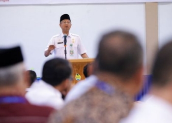Asisten Administrasi Umum Sekda Aceh, Iskandar, membuka Rakor Reformasi Birokrasi se-Aceh, yang diselenggarakan di Sabang, Rabu (7/6/2023). (Foto: Alibi/Dok. Humas Pemerintah Aceh)