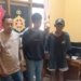 Sejumlah preman ditangkap personel Polsek Cidahu, Resor Sukabumi pada operasi pemberantasan preman yang digelar serentak se-wilayah hukum Polres Sukabumi, Jumat (16/6/2023). (Foto: Antara/Aditya Rohman)