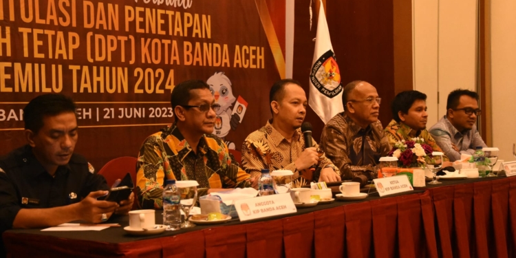 Rapat Pleno Terbuka Rekapitulasi dan Penetapan DPT Kota Banda Aceh Pemilu 2024, Rabu (21/6/2023). (Foto: Alibi/KIP Banda Aceh)