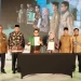 Direktur Utama Bank Aceh, Muhammad Syah, bersama Direktur LPPI, Retno Wahyuni Wijayanti melakukan penandatanganan Akad Kerja Sama Pendampingan Persiapan Operasional Bank Aceh menjadi bank devisa. (Foto: Alibi/Dok. Humas BAS)