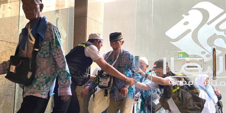 Kedatangan Kloter SOC 99 di Hotel Madinah. (Foto: Alibi/Dok. Kemenag RI)