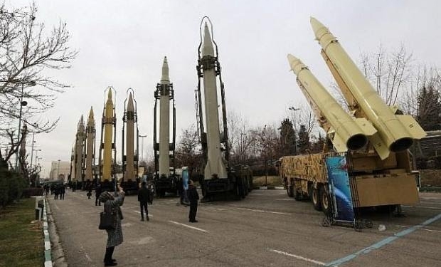 Ilustrasi rudal Iran dikirim ke Rusia. (Foto: Atta Kenare/AFP)