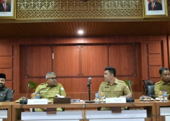 Pemerintah Aceh menggelar rapat koordinasi Pekan Kebudayaan Aceh Ke-VIII dengan Sekda kabupaten/kota se-Aceh di Ruang Serbaguna Setda Aceh, Banda Aceh, Senin (19/6/2023). (Foto: Alibi/Dok. Humas Pemerintah Aceh)