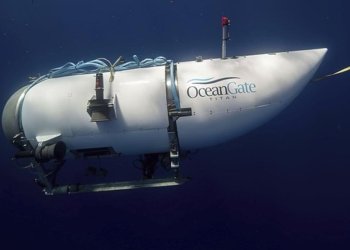 Foto yang disediakan oleh OceanGate Expeditions ini menunjukkan sebuah kapal selam bernama Titan yang digunakan untuk mengunjungi lokasi reruntuhan Titanic. (Foto: Dok. AP)