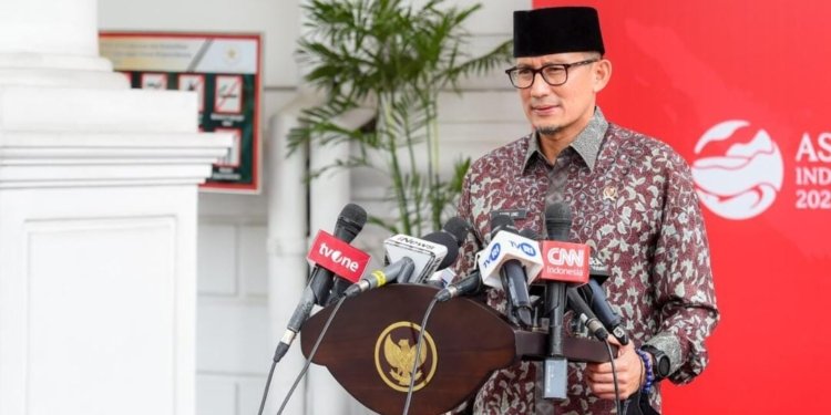 Menparekraf Sandiaga Uno menyampaikan keterangannya kepada awak media usai mengikuti rapat terbatas di Kompleks Istana Kepresidenan, Jakarta, Kamis (13/7/2023). (Foto: Dok. BPMI Setpres)