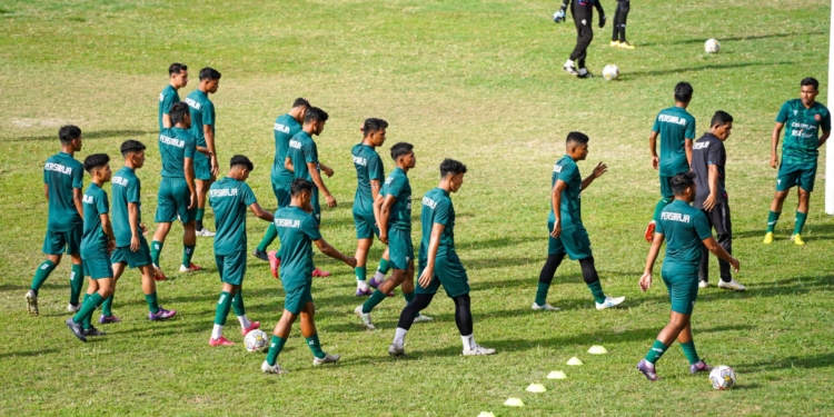 Latihan tim Persiraja di Stadion H. Dimurthala, Banda Aceh. (Foto: Alibi/Dok. Persiraja)