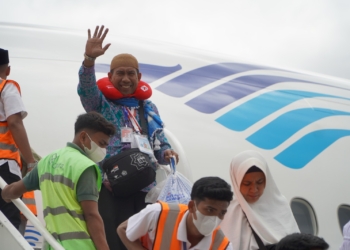Para jemaah haji Aceh saat tiba di Bandara Sultan Iskandar Muda (SIM), Aceh Besar. (Foto: Alibi/Dok. Kemenag Aceh)