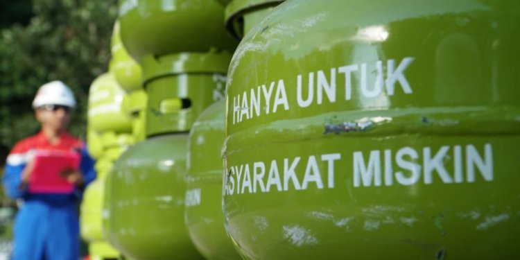 Penyaluran LPG 3 kilogram. (Foto: Alibi/Dok. Pertamina)