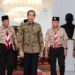 Budi Waseso (pramuka, kiri) temui Presiden Joko Widodo pada Jumat (14/7/2023), di Istana Merdeka, Jakarta. (Foto: Alibi/Dok. BPMI Setpres/Lukas)