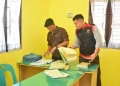 Arsip foto - Tim penyidik Kejari Bireuen memeriksa dokumen terkait pengelolaan dana simpan pinjam program PNPM Gandapura di Bireuen. (Foto: Dok. Antara/HO/Humas Kejari Bireuen)