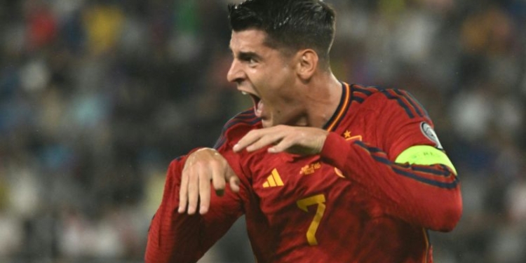 Pemain timnas Spanyol Alvaro Morata saat merayakan gol dalam pertandingan kualifikasi Grup A Euro 2024 melawan Georgia di Tbilisi, Jumat. (Foto: Dok. Antara/AFP-Vano Shlamov)