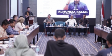 Kepala Dinas Kebudayaan dan Pariwisata Aceh, Almuniza Kamal saat membuka lokakarya perfilman. (Foto: Alibi/Dok. Disbudpar Aceh)