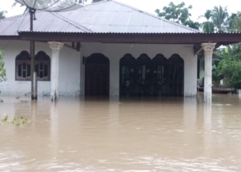 Banjir rendam Gampong Tanjong Haji Muda, Kecamatan Matangkuli,  Aceh Utara. (Foto untuk Alibi)