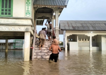 Banjir rendam 18 desa di Kecamatan Matangkuli, Aceh Utara. (Foto: Alibi/Dok. Polisi)