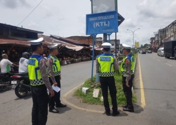 Anggota Direktorat Lalu Lintas Polda Aceh melakukan Operasi Zebra Seulawah Tahun 2023. (Foto: Alibi/Dok. Polda Aceh)