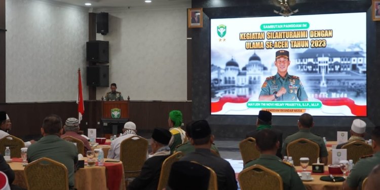 Panglima Komando Daerah Militer Iskandar Muda (Pangdam IM), Mayor Jenderal TNI Novi Helmy Prasetya, menggelar acara silaturahmi dengan para ulama karismatik se-Aceh, di Makodam IM, Banda Aceh, Rabu (20/9/2033). (Foto: Alibi/Dok. Kodam IM)