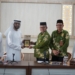 Kakanwil Kemenag Aceh Azhari menyambut kedatangan rombongan Yayasan Syeikh Zayed UEA. (Foto: Alibi/Dok. Kemenag Aceh)