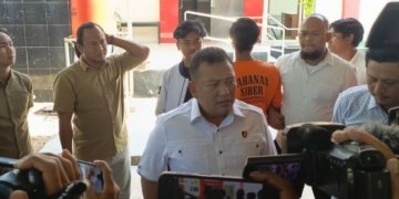 Konferensi pers pengungkapan kasus penyebaran video berunsur asusila di Polda Kepri. (Foto: Dok. Antara/Yude)