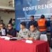 Konferensi pers penetapan tersangka MAM warga negara Mesir yang melakukan pembuangan limbah B3 di Batam Kepulauan Riau. (Foto: Antara/Yude)