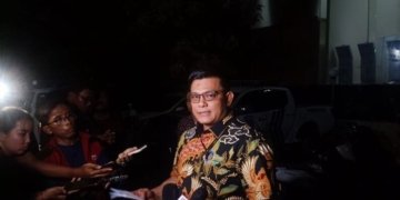 Dirreskrimsus Polda Metro Jaya Kombes Pol Ade Safri Simanjuntak saat diwawancarai di Jakarta, Jumat (13/10/2023). (Foto: Antara/Ilham Kausar)