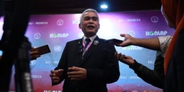 Deputi Bidang Hukum dan Kerja Sama BNN RI Irjen Pol. Agus Irianto mengungkap aliran dana tindak pidana pencucian uang hasil narkotika untuk pendanaan terorisme, di Kuta, Badung, Bali, Jumat (27/10/2023). (Foto: Antara/HO-Humas dan Protokol BNN RI)