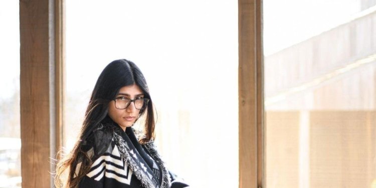 Mia Khalifa, model keturunan Lebanon-Amerika Serikat. (Foto: Instagram miakhalifa)