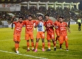 Ramadhan dkk melakukan selebrasi usai menjebloskan bola ke gawang Semen Padang FC. (Foto: MO Persiraja)