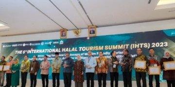 Aceh raih peringkat dua destinasi pariwisata ramah Muslim pada ajang Indonesia Muslim Travel Index (IMTI) Award 2023. (Foto: Alibi/Dok. Disbudpar Aceh)