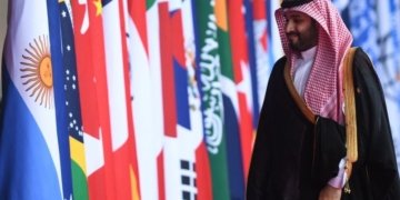 Foto arsip - Putra Mahkota Raja Arab Saudi Pangeran Mohammed bin Salman tiba di lokasi KTT G20 di Nusa Dua, Bali, Selasa (15/11/2022). (Foto: Antara/Media Center G20 Indonesia/Akbar Nugroho Gumay)