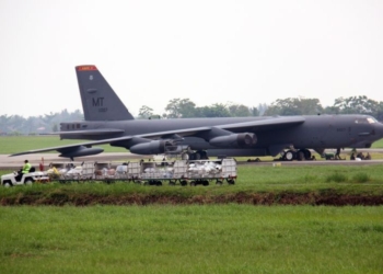 Foto Arsip - Bomber B-52H Stratofortress milik United States Pacific Air Force (US PACAF) di Bandara Internasional Kualanmu, Kabupaten Deli Serdang, Sumatera Utara, Rabu (21/6/2023). (Foto: Antara/Yudi/YU)