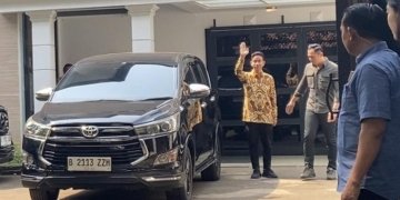 Gibran usai bertemu AHY. (Foto: Dok. detikcom/Devi Puspitasari)