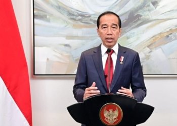 Presiden Joko Widodo menyampaikan keterangan di Riyadh, Kerajaan Arab Saudi, pada Kamis (19/10/2023), terkait situasi di Gaza, Palestina. (Foto: Dok. BPMI Setpres)
