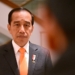 Presiden Joko Widodo memberikan pernyataan di sela-sela kegiatan kunjungan kerjanya di China World Hotel, Beijing, China, pada Senin (16/10/2023) malam. (Foto: Antara/HO-Biro Pers Sekretariat Presiden/Muchlis Jr)