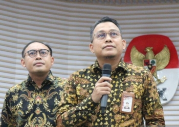 Kepala Bagian Pemberitaan KPK Ali Fikri (kanan). (Foto: Antara/Fianda Sjofjan Rassat)