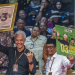 Calon presiden dan calon wakil presiden Ganjar Pranowo (kiri) dan Mahfud Md (kanan) menunjukkan nomor hasil undian pada Rapat Pleno Terbuka Pengundian dan Penetapan Nomor Urut Pasangan Capres dan Cawapres Pemilu Tahun 2024 di Gedung KPU, Jakarta, Selasa (14/11/2023). (Foto: Antara/Galih Pradipta)
