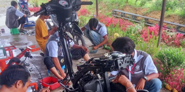 Servis motor injeksi PT Mifa Bersaudara & Balai Pelatihan Balai Pelatihan Vokasi & Produksi (BPVP) Banda Aceh. (Foto: Dok. PT Mifa)