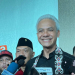 Capres nomor urut 3 Ganjar Pranowo usai pertemuan dengan TPD, Caleg Koalisi, dan Relawan di Swiss-bel Hotel Balikpapan, Kalimantan Timur, Selasa (5/12/2023). (Foto: Antara/Narda Margaretha Sinambela)