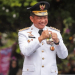 Menteri Dalam Negeri Tito Karnavian menghadiri peringatan Hari Otonomi Daerah (Otoda) di Balai Kota Surabaya, Jawa Timur, Kamis (25/4/2024). (Foto: Dok. Antara/Rizal Hanafi)