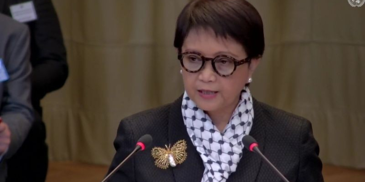Tangkapan layar - Menteri Luar Negeri Indonesia Retno Marsudi berbicara di Mahkamah Internasional (ICJ) di Den Haag, Belanda, Jumat (23/2/2024). (Foto: Dok. Antara/Cindy Frishanti)