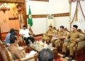 Kadisbudpar Aceh Almuniza Kamal bersama Konsulat Kerjaaan Malaysia saat bertemu dengan Pj Gubernur Aceh Safrizal, Selasa (12/11/2024). FOTO : Budpar Aceh