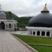 Kubah Masjid Al-Tsunami menjadi salah satu destinasi wisata religi yang ada di kawasan Gampong Gurah, Kecamatan Peukan Bada, Aceh Besar. FOTO : alibi.id 